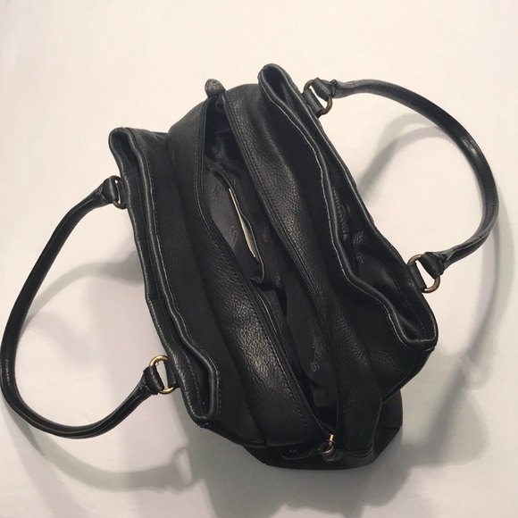 Classic Black Leather FOSSIL Satchel - Picture 3 of 9